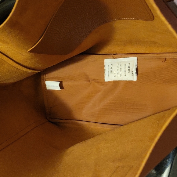 Tanger Tote Big Leather Bag - Picture 5 of 5